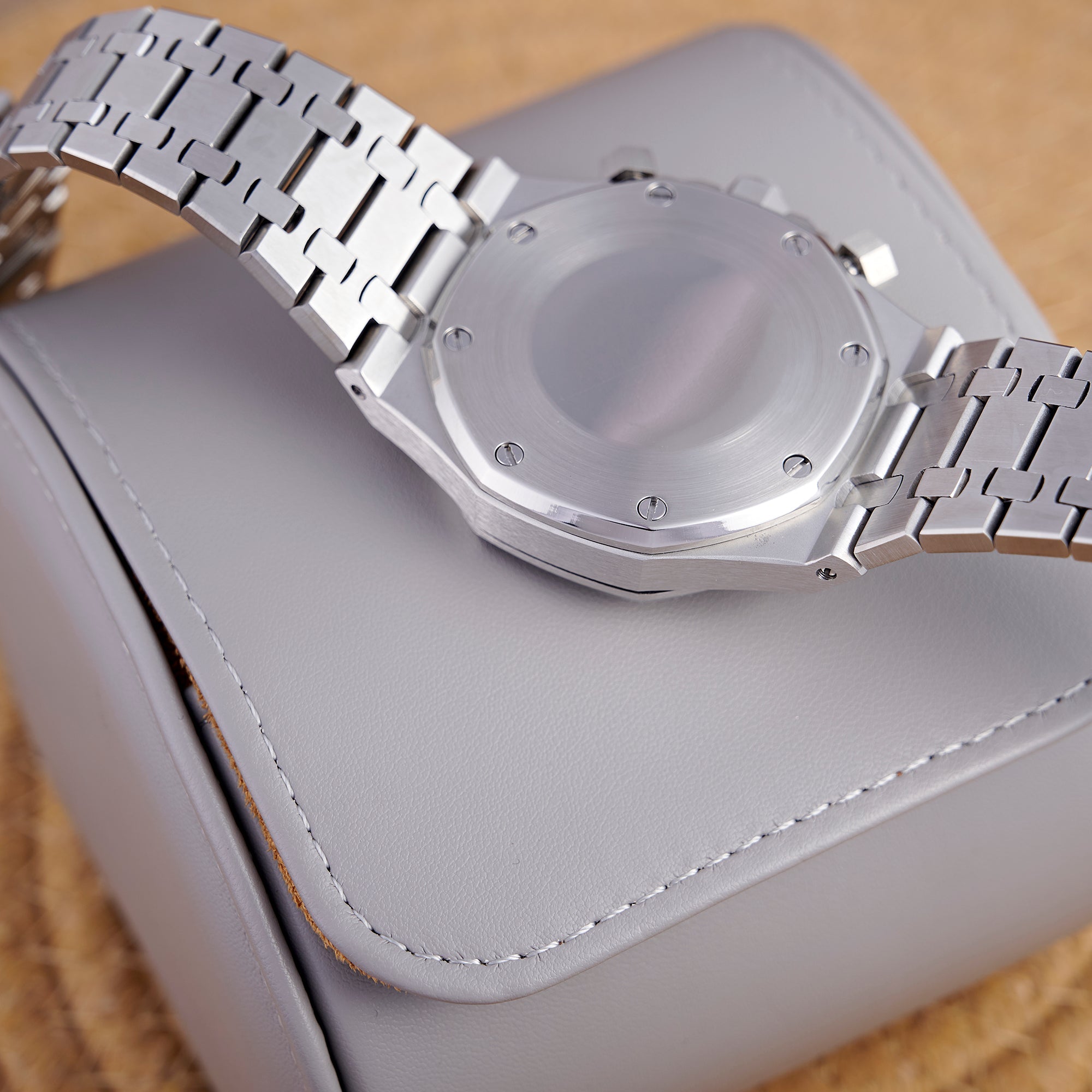 SEIKOAK SILVER WHITE DIAL