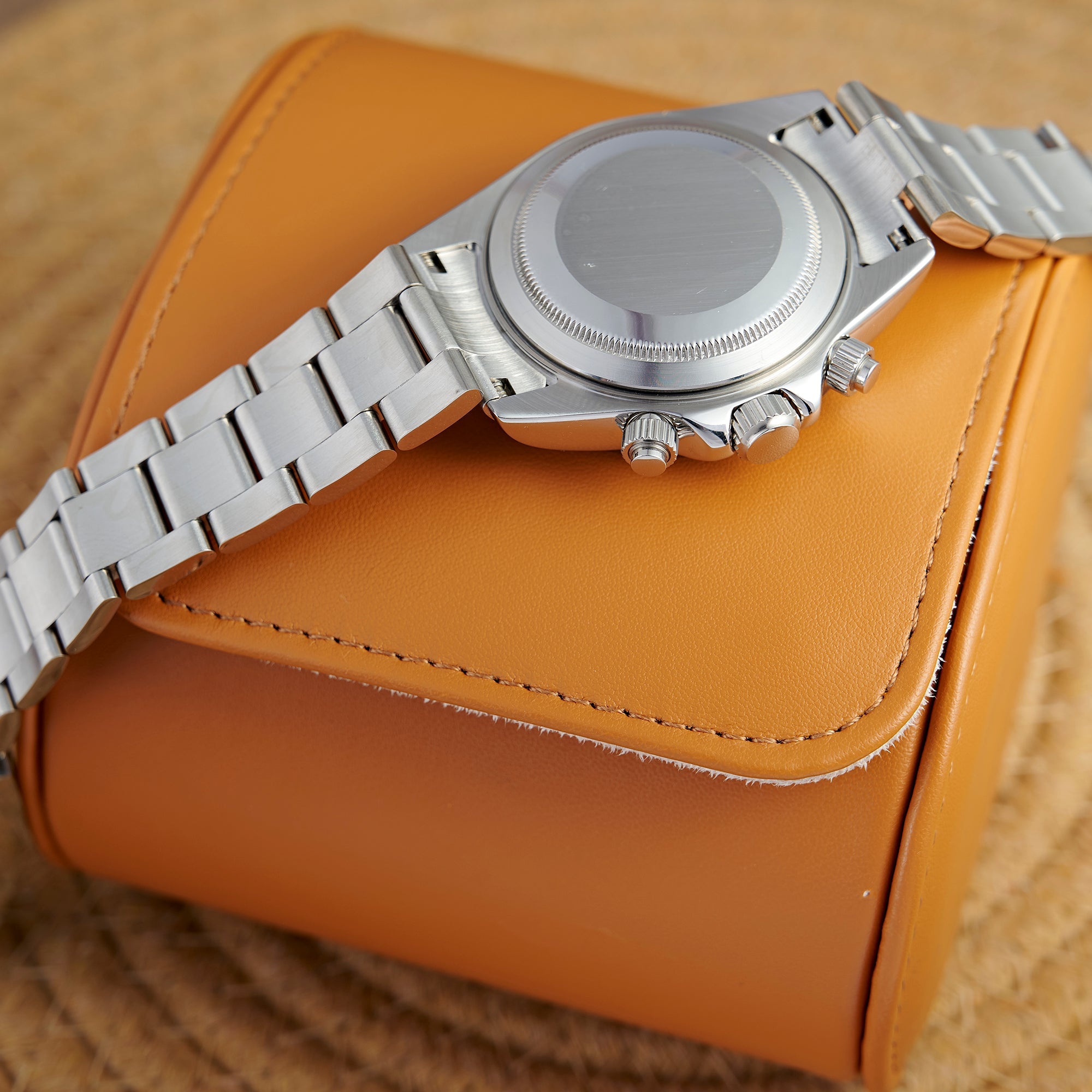 SEITONA BLACK AND SILVER