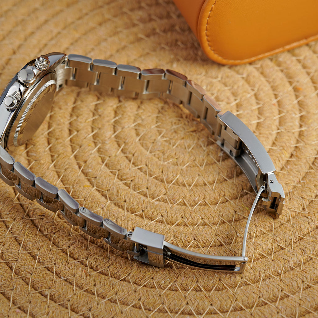 SEITONA BLACK AND SILVER