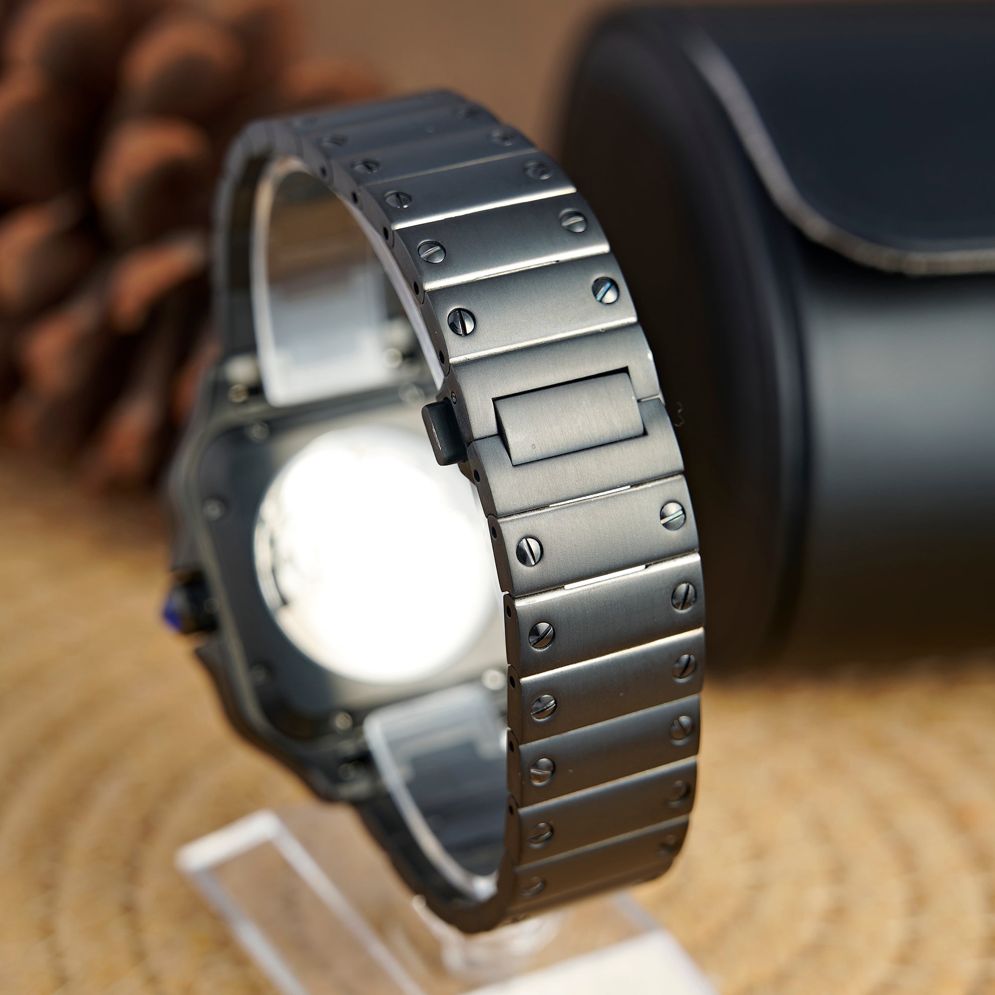 SANTEIKO BLACK ON BLACK