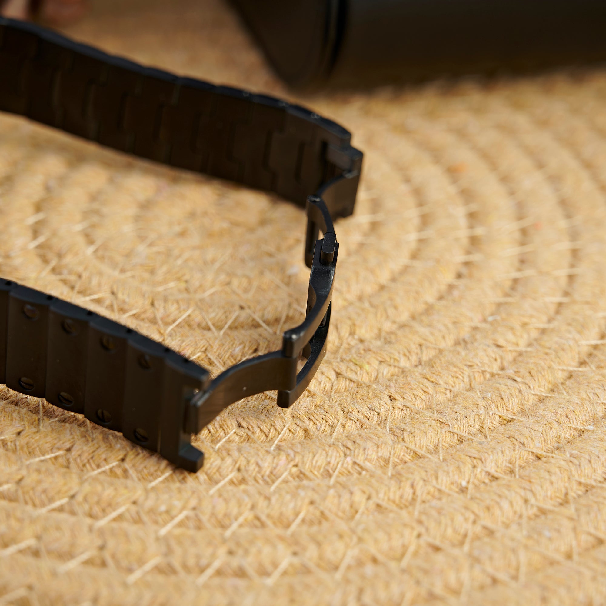 SANTEIKO BLACK ON BLACK