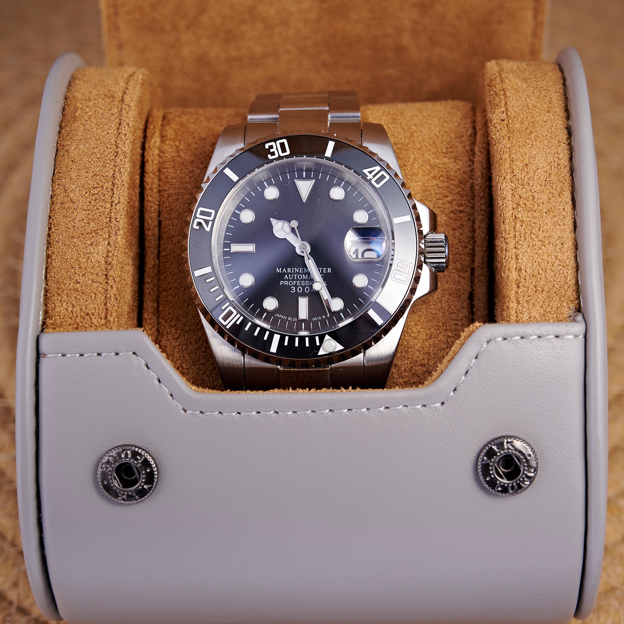 SEIKOMARINER MASTER BLACK