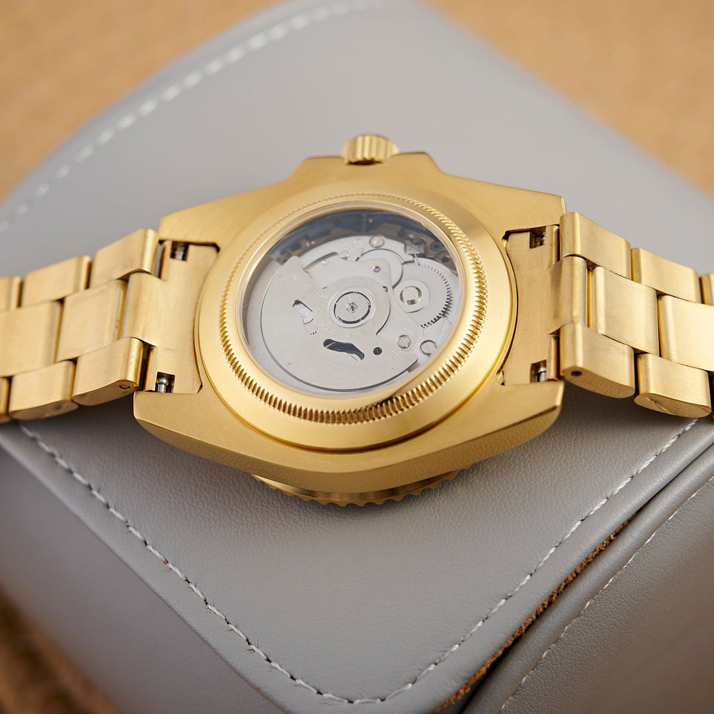 SEIKOMARINER MASTER GOLD AND GREEN