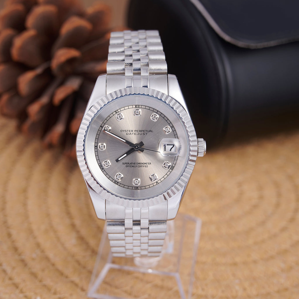 SEIKOJUST DIAMOND DIAL