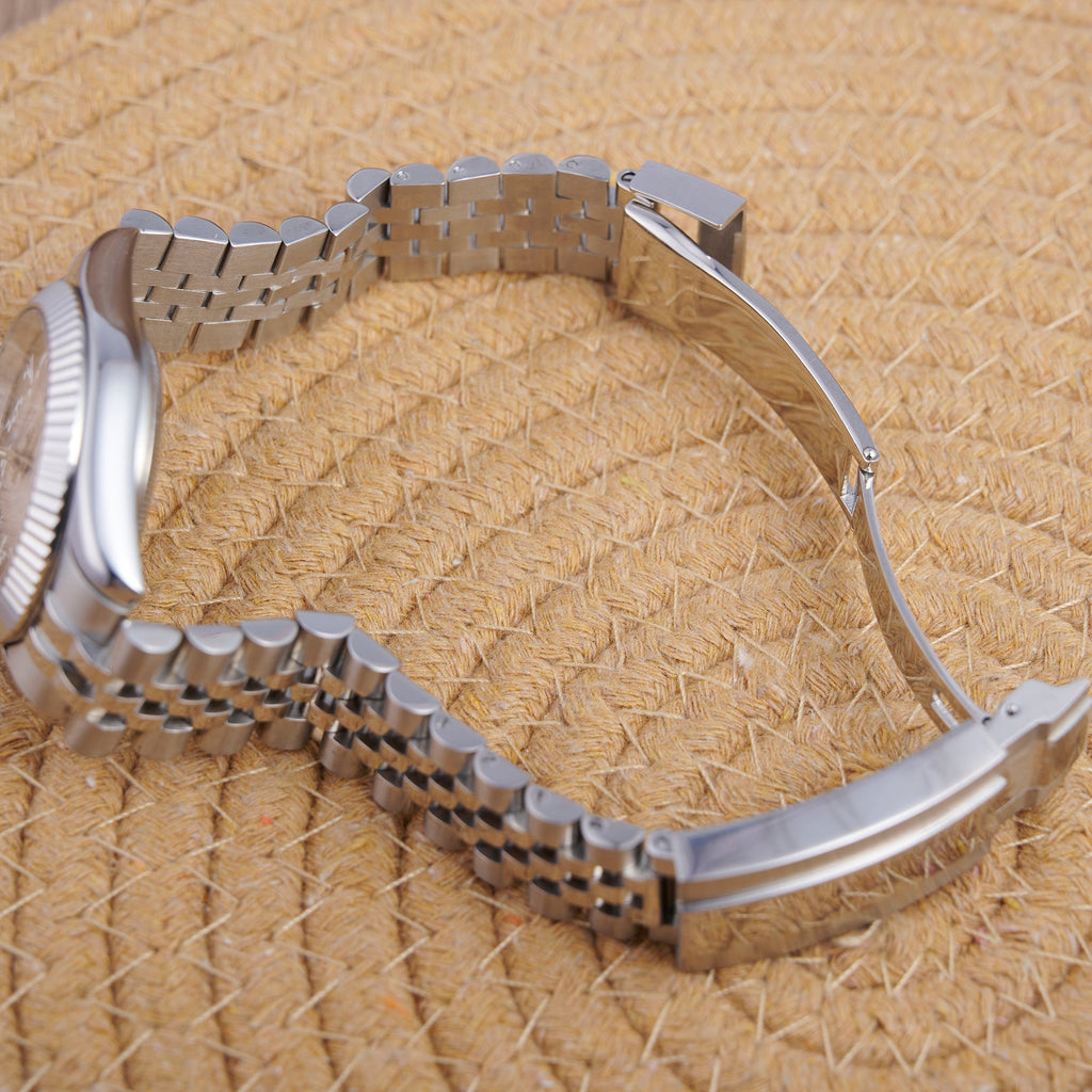 SEIKOJUST DIAMOND DIAL